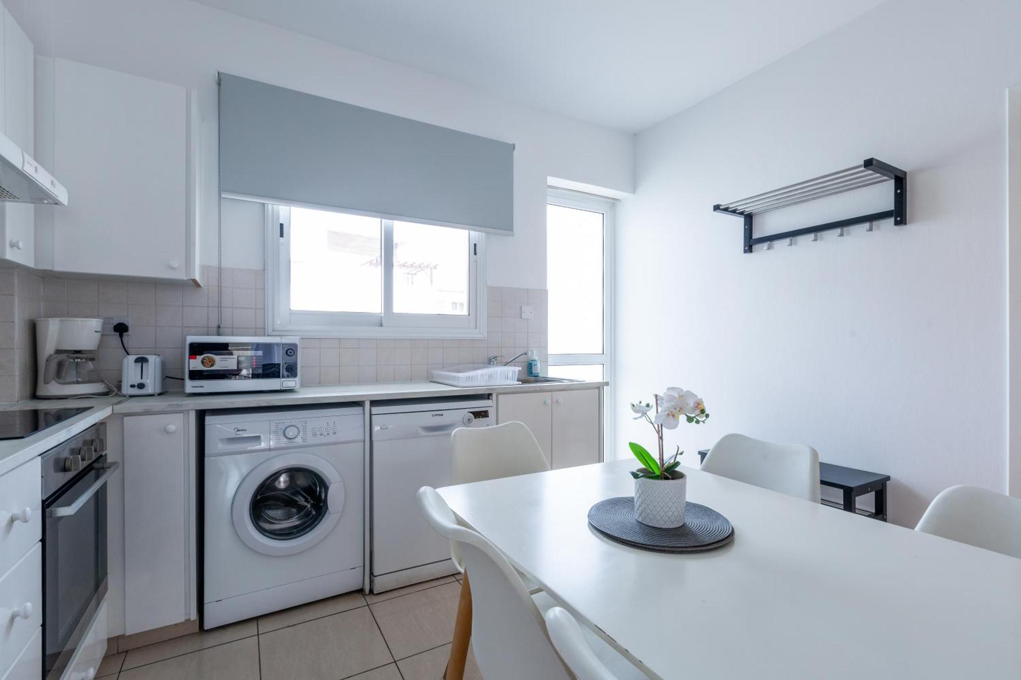 Beautiful 2 Bed Apartment In Paphos Cyprus 외부 사진