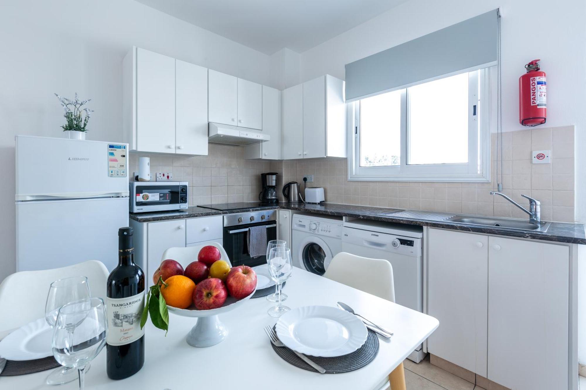 Beautiful 2 Bed Apartment In Paphos Cyprus 외부 사진