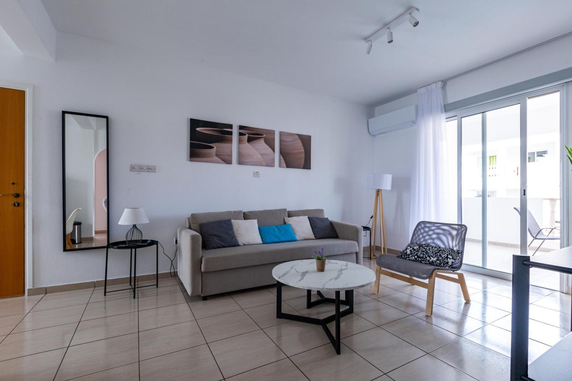 Beautiful 2 Bed Apartment In Paphos Cyprus 외부 사진