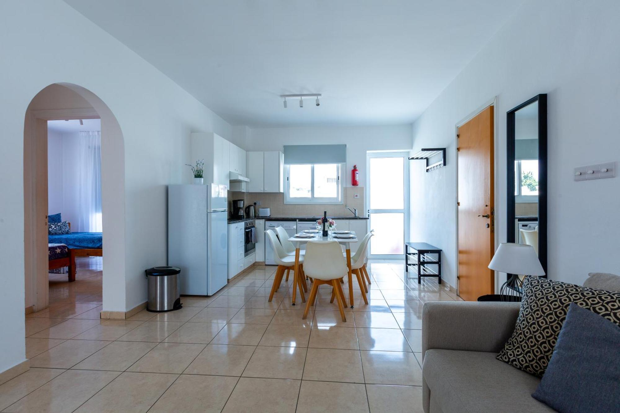 Beautiful 2 Bed Apartment In Paphos Cyprus 외부 사진