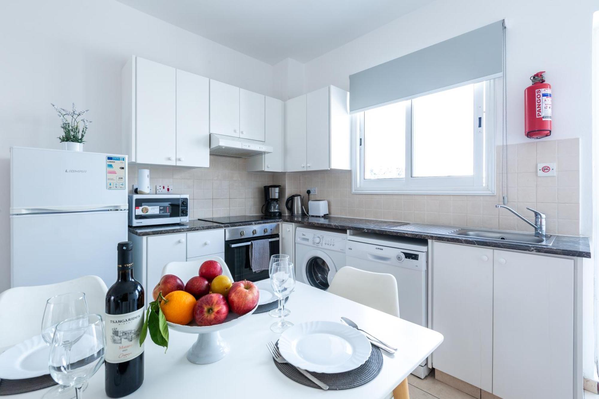 Beautiful 2 Bed Apartment In Paphos Cyprus 외부 사진